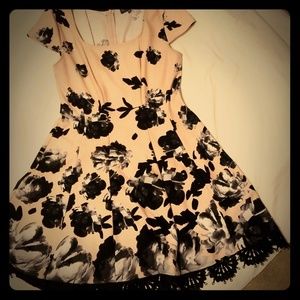 Vintage Inspired Very Figure Flattering Dres